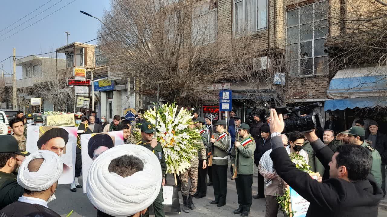 پیکر-مطهر-شهید-گمنام-در-سلماس-باحضور--پرشور-مردم-شهید-پرور-و-غیور-شهرستان-تشییع-و-در-یادمان-شهدای-پادگان-سپاه-سلماس-خاکسپاری-شد